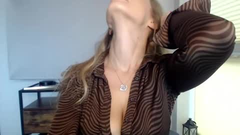 Snapshot of marilyndevilish chatting on January 18, 2025, 11:32 am MarilynDevilish online show from January 18, 2025, 11:32 am