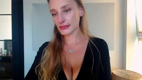 Snapshot of marilyndevilish chatting on September 9, 2025, 4:28 pm MarilynDevilish online show from September 9, 2025, 4:28 pm