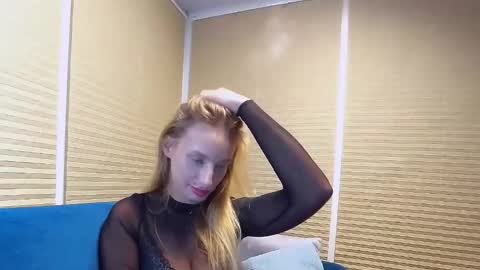 Snapshot of marilyndevilish chatting on October 9, 2025, 8:07 pm MarilynDevilish online show from October 9, 2025, 8:07 pm