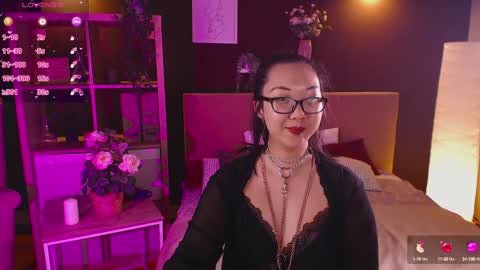 Marine  online show from February 8, 2025, 5:29 pm