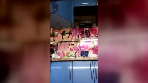marinka_ online show from July 1, 2026, 8:05 am