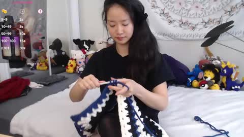 MarissaPeach online show from November 2, 2025, 2:41 pm