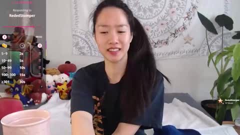 Snapshot of marissapeach chatting on May 16, 2026, 1:43 pm MarissaPeach online show from May 16, 2026, 1:43 pm