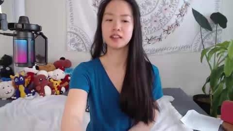 Snapshot of marissapeach chatting on May 23, 2026, 3:05 pm MarissaPeach online show from May 23, 2026, 3:05 pm
