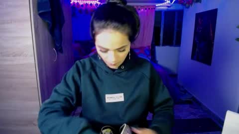 Maritza Ferrer -Samara Beltran online show from April 19, 2026, 4:12 am