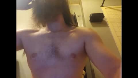 marius02385 online show from November 17, 2025, 3:12 am