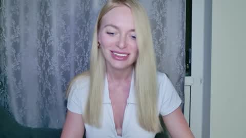 mariwell online show from June 11, 2026, 9:24 pm