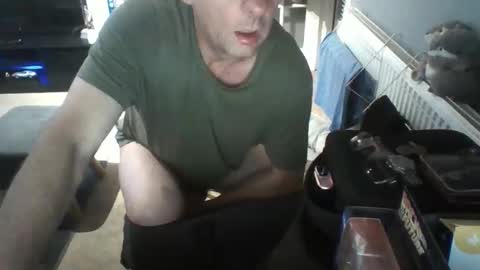 mark2110secs online show from October 12, 2025, 6:23 am