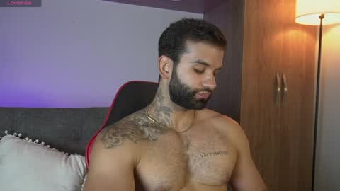 Mark online show from April 7, 2026, 12:11 am