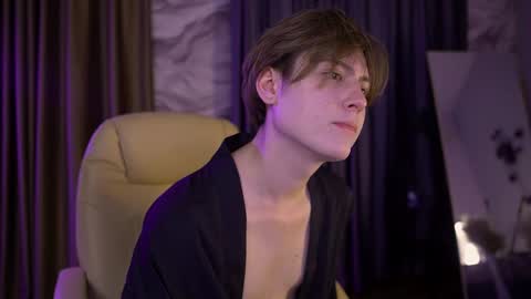 mark_ian_ online show from April 26, 2026, 2:37 pm