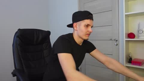 MARK KARSON online show from March 8, 2026, 8:40 am