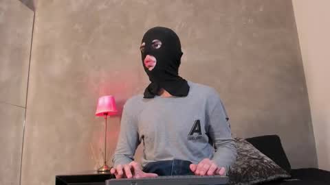 mark_mistery_ online show from March 12, 2026, 11:27 am