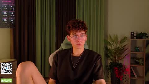 Mark online show from October 8, 2025, 11:13 pm