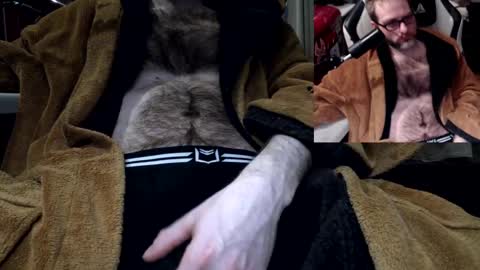 markass87 online show from May 17, 2026, 3:04 am