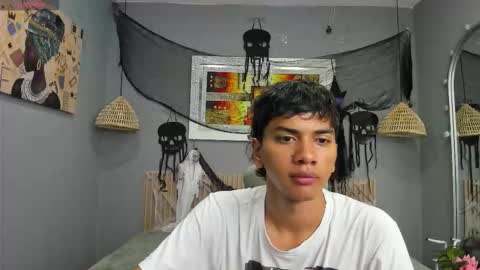 markbowie online show from October 28, 2025, 11:58 am