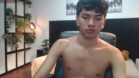 markbowie online show from December 19, 2025, 9:55 pm