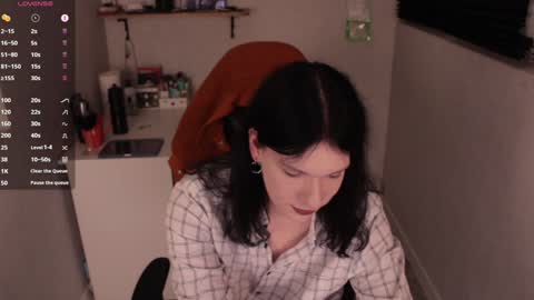 Mark online show from December 22, 2024, 6:04 pm