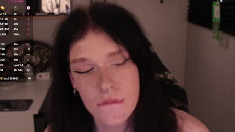 Mark online show from January 9, 2025, 10:52 pm