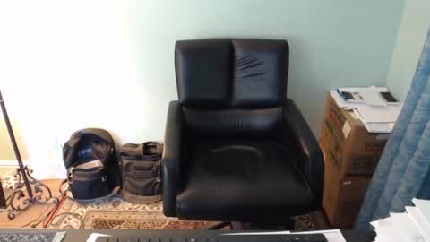 Snapshot of markinwest chatting on March 25, 2026, 10:27 pm MarkinWest online show from March 25, 2026, 10:27 pm