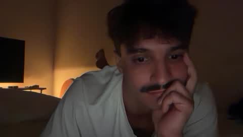 Snapshot of markkkus_ chatting on April 5, 2026, 5:04 am markkkus_ online show from April 5, 2026, 5:04 am