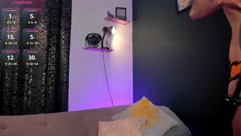 Mark Santos online show from October 30, 2025, 3:35 pm