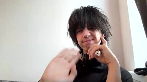 Mark online show from April 2, 2026, 1:42 pm