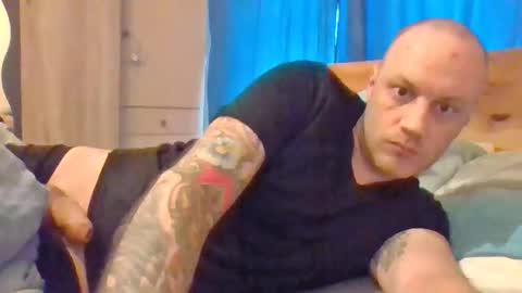 markus_7 online show from November 28, 2025, 7:44 am