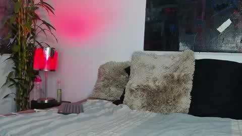 Snapshot of markus_latin chatting on December 14, 2024, 3:15 pm Markus latin online show from December 14, 2024, 3:15 pm