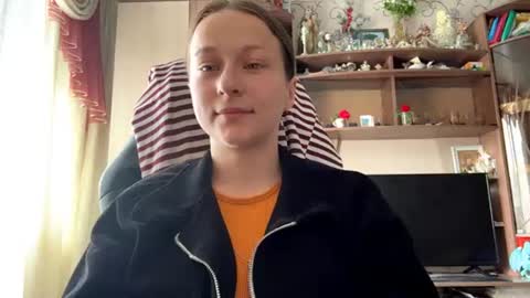 Lena online show from June 26, 2026, 5:23 am