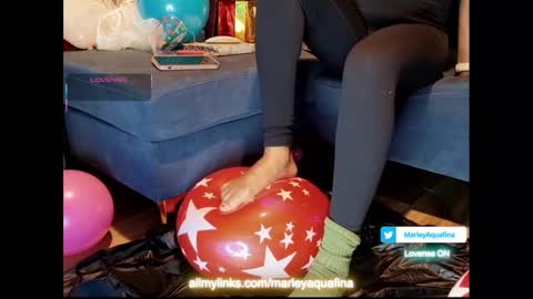 MarleyAquafina online show from September 24, 2025, 1:42 am