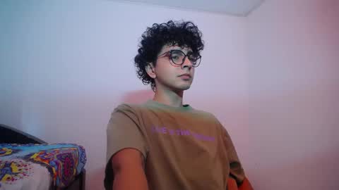 Mars online show from February 9, 2025, 9:28 pm