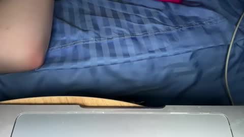 marsandvenera online show from September 27, 2025, 5:29 pm