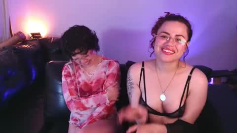 Snapshot of marsdoll chatting on November 19, 2025, 4:29 pm Marsdoll online show from November 19, 2025, 4:29 pm