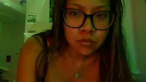 marshmallowmist00 online show from May 25, 2026, 3:34 am