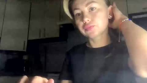 Marta online show from November 13, 2025, 3:00 pm