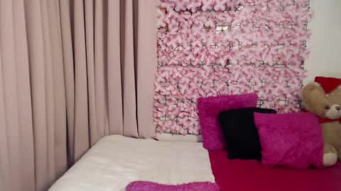 DONT FORGET TO FOLLOW ME AND GIVE ME A THUMBS UP GUYS- martha online show from February 21, 2025, 6:29 am