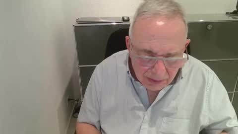 Snapshot of martin_1947 chatting on February 23, 2026, 10:07 pm martin_1947 online show from February 23, 2026, 10:07 pm