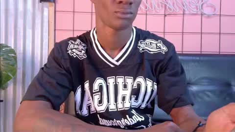 Martin online show from November 15, 2025, 1:25 am