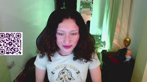 Snapshot of martina_adams chatting on January 11, 2025, 2:30 am mari online show from January 11, 2025, 2:30 am