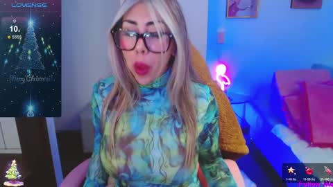 martina_dash online show from December 13, 2024, 1:59 am