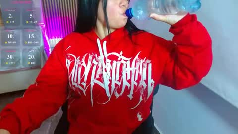 Snapshot of martina_tay chatting on June 7, 2026, 3:21 am Hey im martina online show from June 7, 2026, 3:21 am