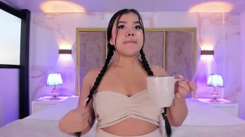 Martina Garcia online show from September 16, 2025, 11:44 am