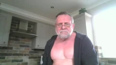 Snapshot of martinrgbxxxx chatting on February 9, 2025, 3:45 pm martinrgbxxxx online show from February 9, 2025, 3:45 pm