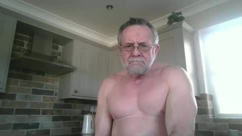 Snapshot of martinrgbxxxx chatting on March 3, 2025, 2:26 pm martinrgbxxxx online show from March 3, 2025, 2:26 pm