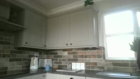 Snapshot of martinrgbxxxx chatting on March 7, 2025, 10:02 am martinrgbxxxx online show from March 7, 2025, 10:02 am