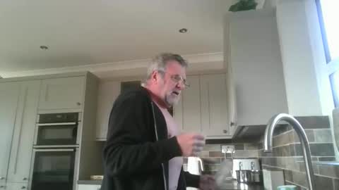 Snapshot of martinrgbxxxx chatting on May 21, 2026, 7:48 am martinrgbxxxx online show from May 21, 2026, 7:48 am