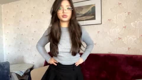 Mia online show from February 17, 2026, 2:08 am