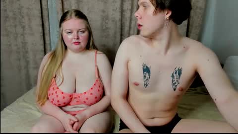 Mary and Mikki online show from February 27, 2026, 10:10 pm