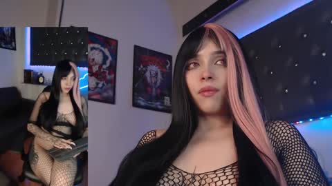 Snapshot of mary_janness chatting on March 4, 2025, 9:51 am                      100   online show from March 4, 2025, 9:51 am