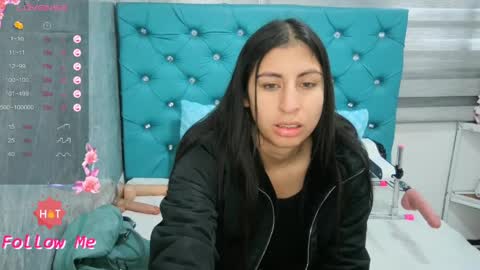 Snapshot of mary_mood_ chatting on May 12, 2026, 12:13 pm Mary Moon online show from May 12, 2026, 12:13 pm